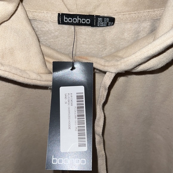Boohoo Oversized Sweatshirt - Picture 2 of 2